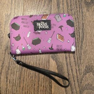 Disney Hocus Pocus wrislet